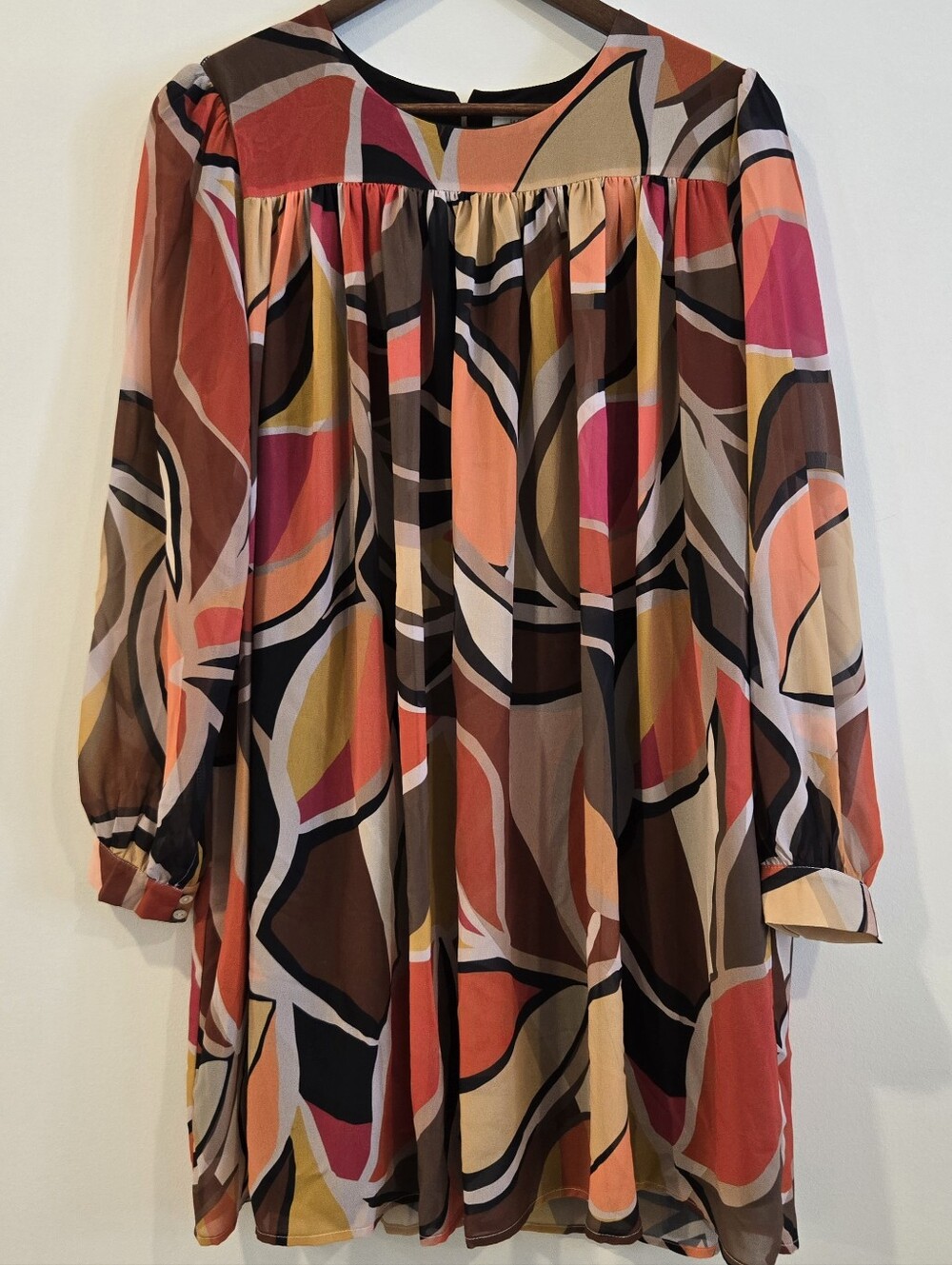Molly Bracken 70s style Shift Dress Sz S 4 6 Psychedelic Trendy Womens